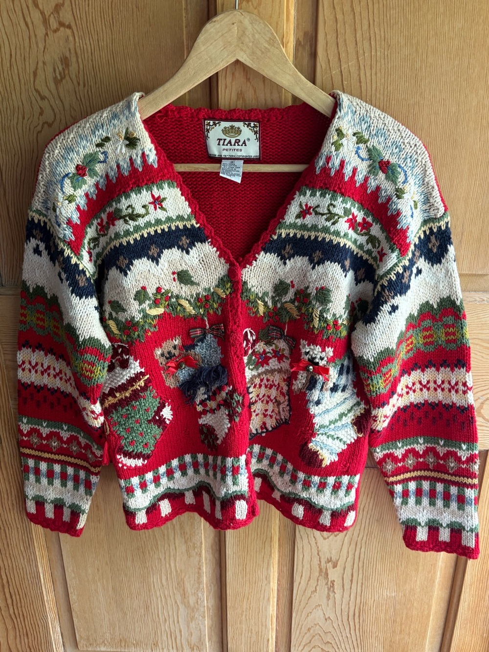 Tiara Red Christmas Knit Cardigan Sweater | Vintage | Small